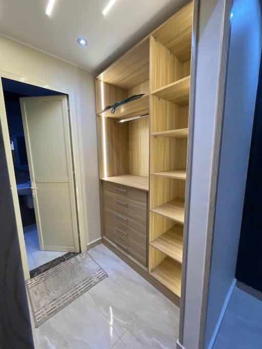 3br Modern -mohaddessin Apartment